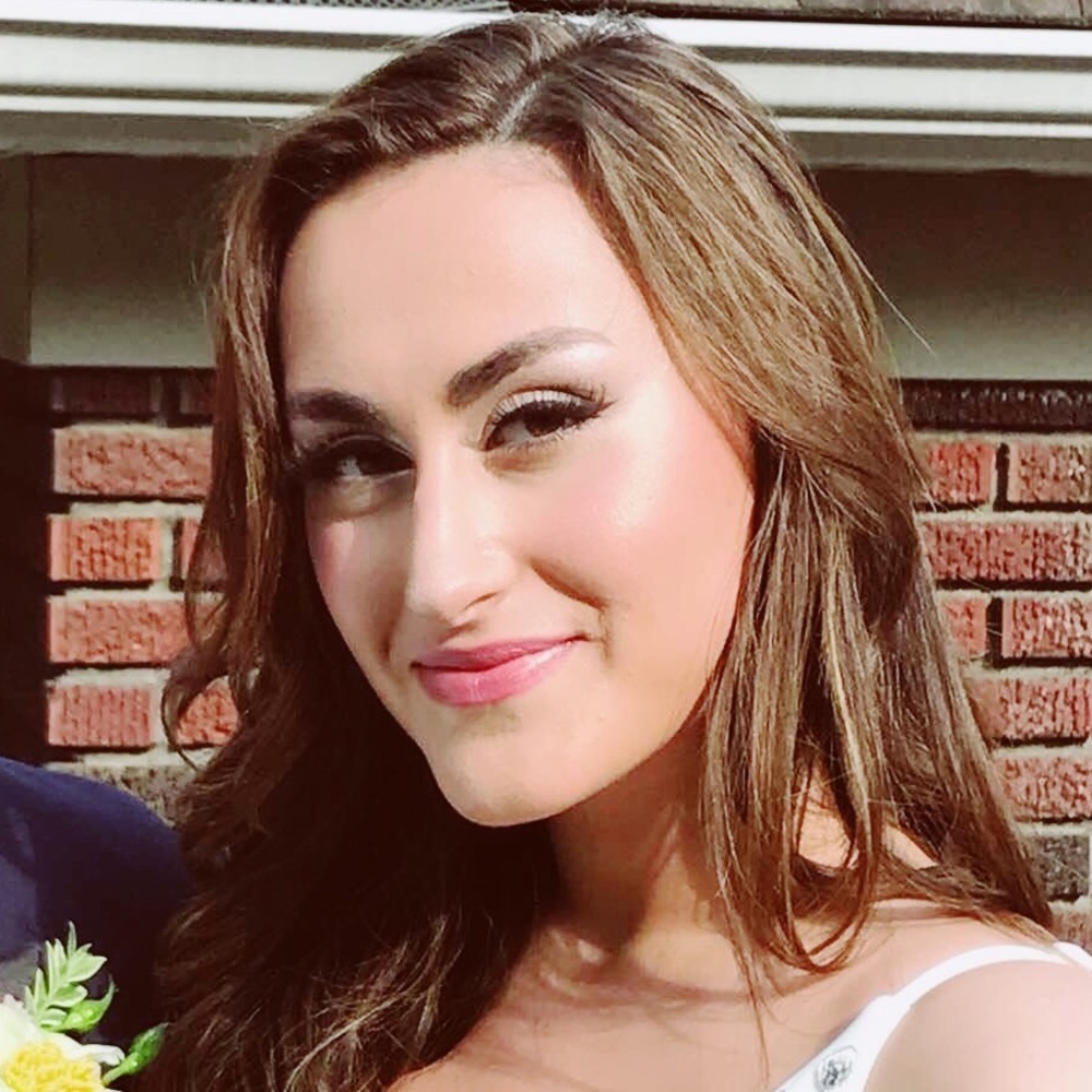 Meet your Posher, Rebecca